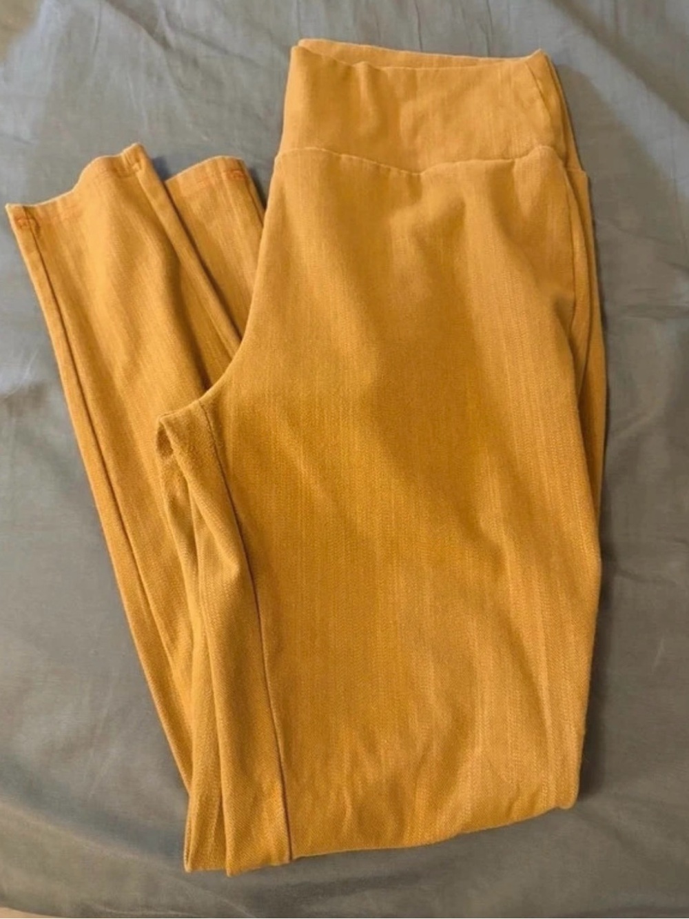 Agnes & Dora Ribbed High-Waist Mustard Leggings